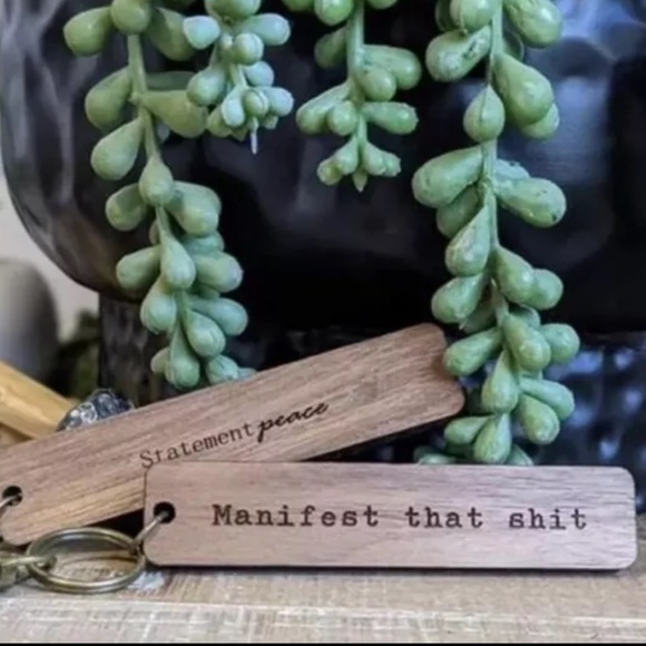 MANIFEST THAT SH** Mantra Style HANDMADE Organic Wood Engraved Keychain Humorous - Picture 2 of 4